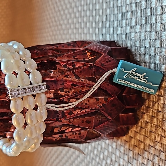 Honora Fresh Water Oval Cultered Pearl Bracelet 3 strand w 3 Swarovski CZ Bars - Picture 5 of 7